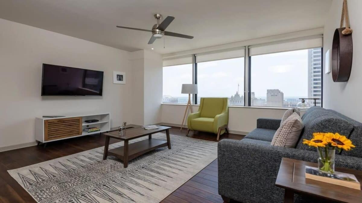 26Th Fl Bold Cozysuites With Pool, Gym Dallas Dış mekan fotoğraf