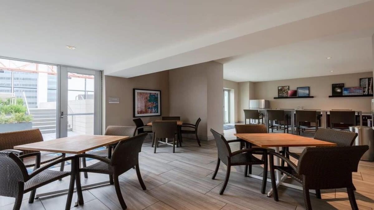 26Th Fl Bold Cozysuites With Pool, Gym Dallas Dış mekan fotoğraf